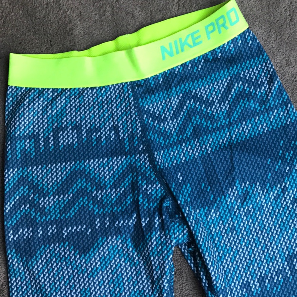 Women Nike Thermal tights